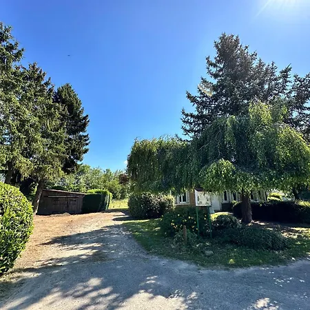 Jolie Maison à La Ferme, Jossigny, 10 Min Casa vacanze